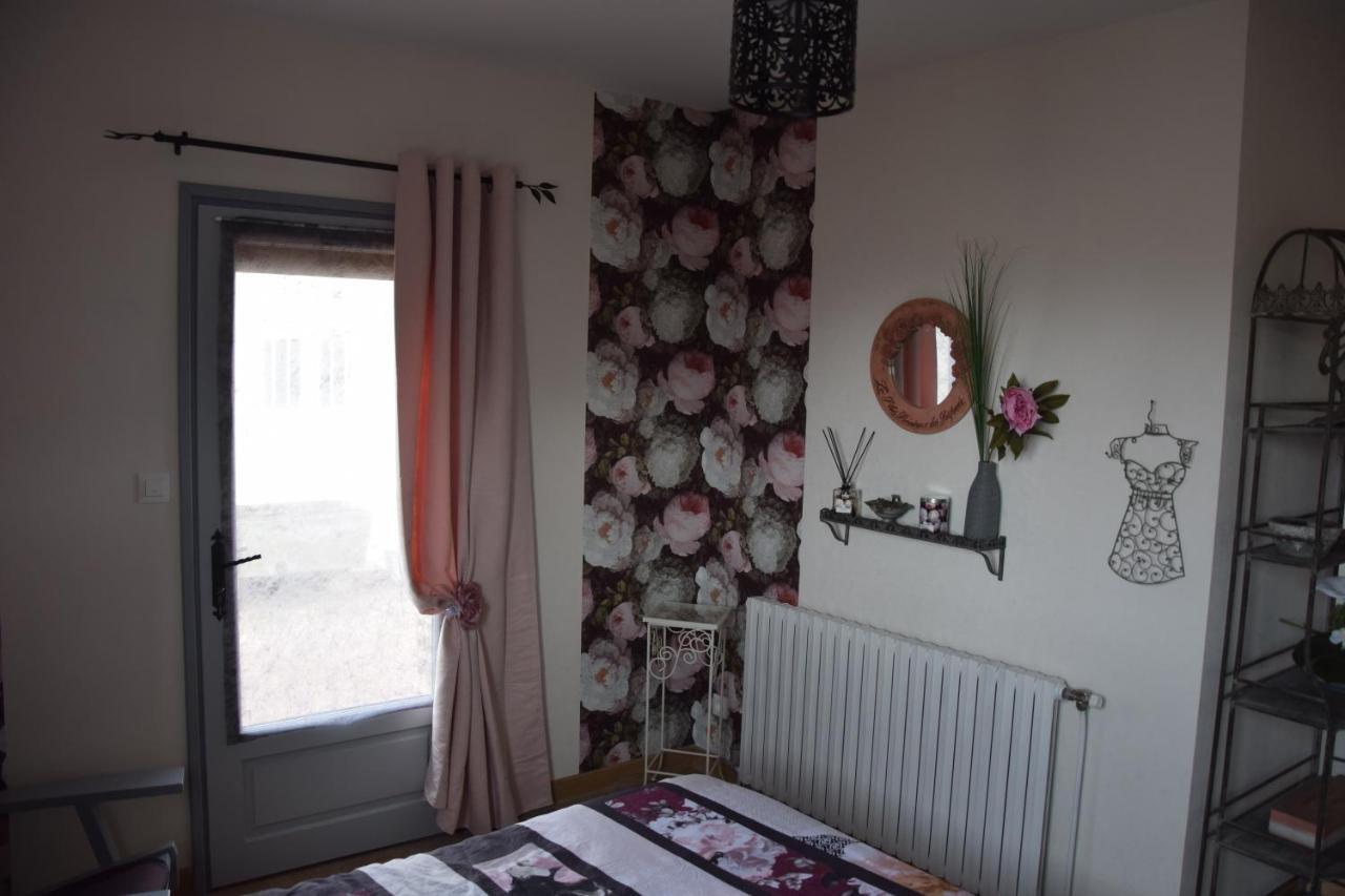 Au Gue Du Bois Bed & Breakfast Neuville-du-Poitou Eksteriør bilde